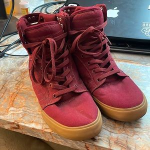 High Top Supra Shoes, burgundy worn twice and then shelved em!